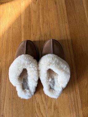 Ugg slippers